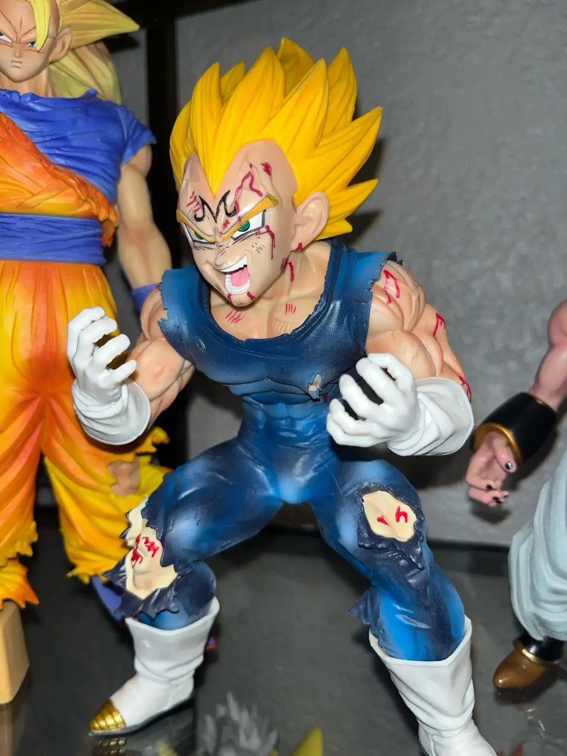 VEGETA DRAGON BALL Z GK 28CM