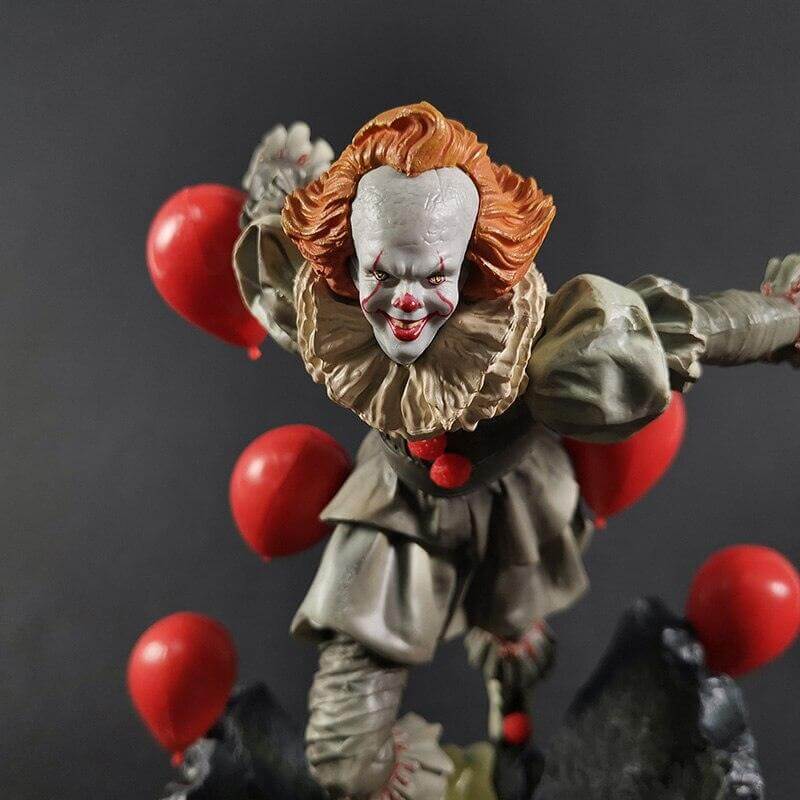 ACTION FIGURE PENNYWISE - IT: A COISA